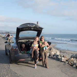 Ania, Natalia, Moby, Arlo and Sonoma at the back of a Model S P85+ in Half Moon Bay, California in July. Ania got to borrow a Tesla Model S P85+ overnight. We drove to Half Moon Bay for dinner, where Natalia got her first glimpse of the Pacific Ocean.