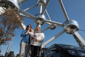 Ania, Sonoma and Natalia at the Atomium in Brussels, Belgium in October.
